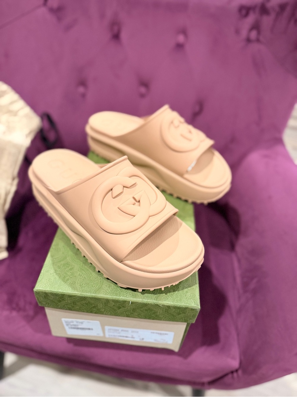 Men’s Gucci Logo Platform Slide Sandals - Picture 3 of 8